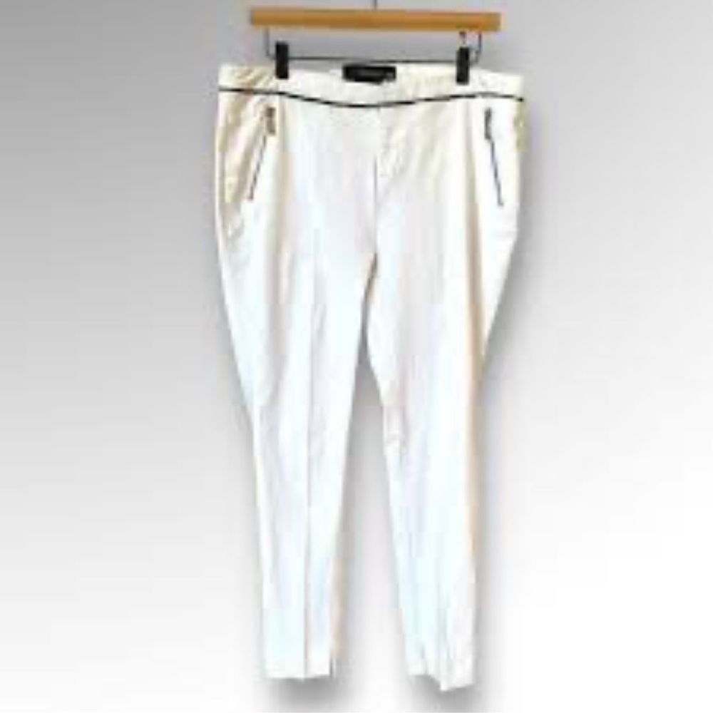 🔴 Kardashian Kollection White trousers, 11” rise, stretchy, size 14